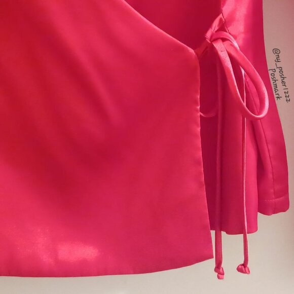 *𝓥𝓲𝓷𝓽𝓪𝓰𝓮 𝐂𝐇𝐑𝐈𝐒𝐓𝐈𝐄 & 𝐉𝐈𝐋𝐋 Wrap Stretch Satin Blouse L 🔴 - Picture 3 of 8